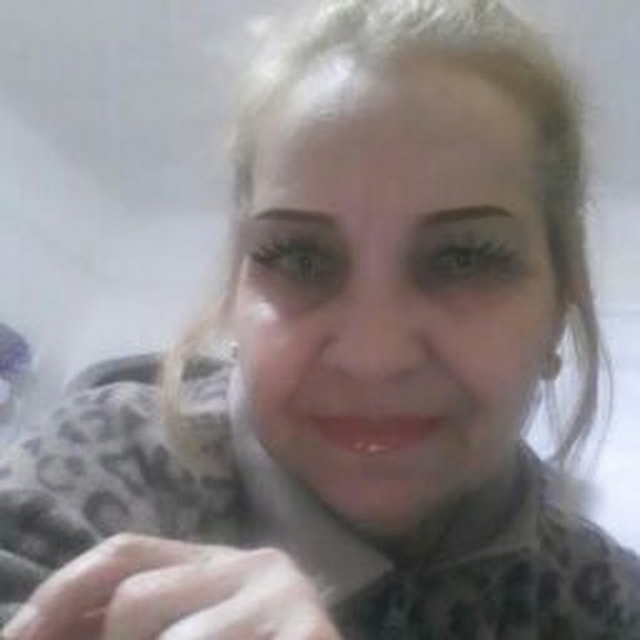 Meet your Posher, Lucia - Picture 1 of 1